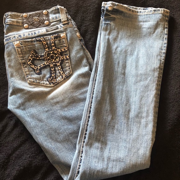 Miss Me Denim - Miss Me distressed jean size 30